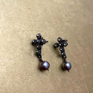 Silver Cross Earrings with Tahitian Pearl